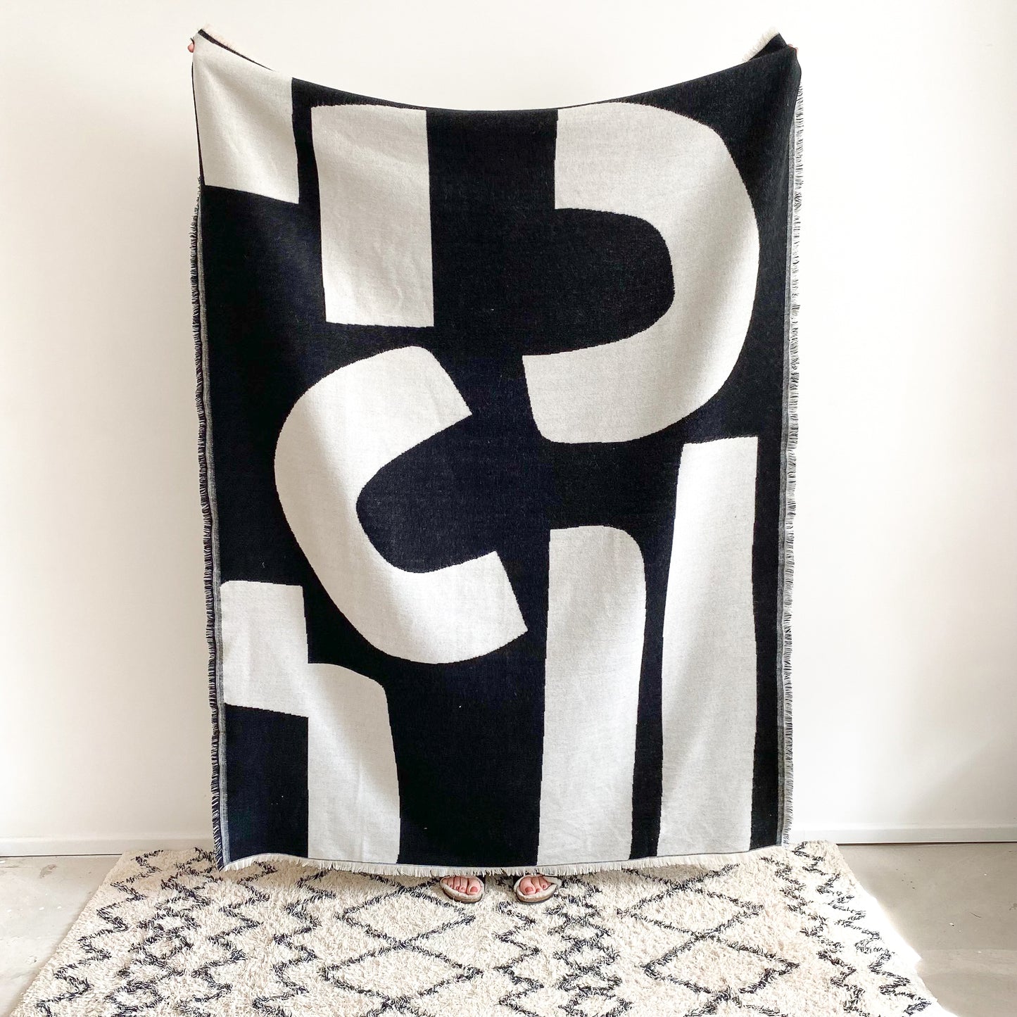 Ilo Merino Wool Blanket: Mono