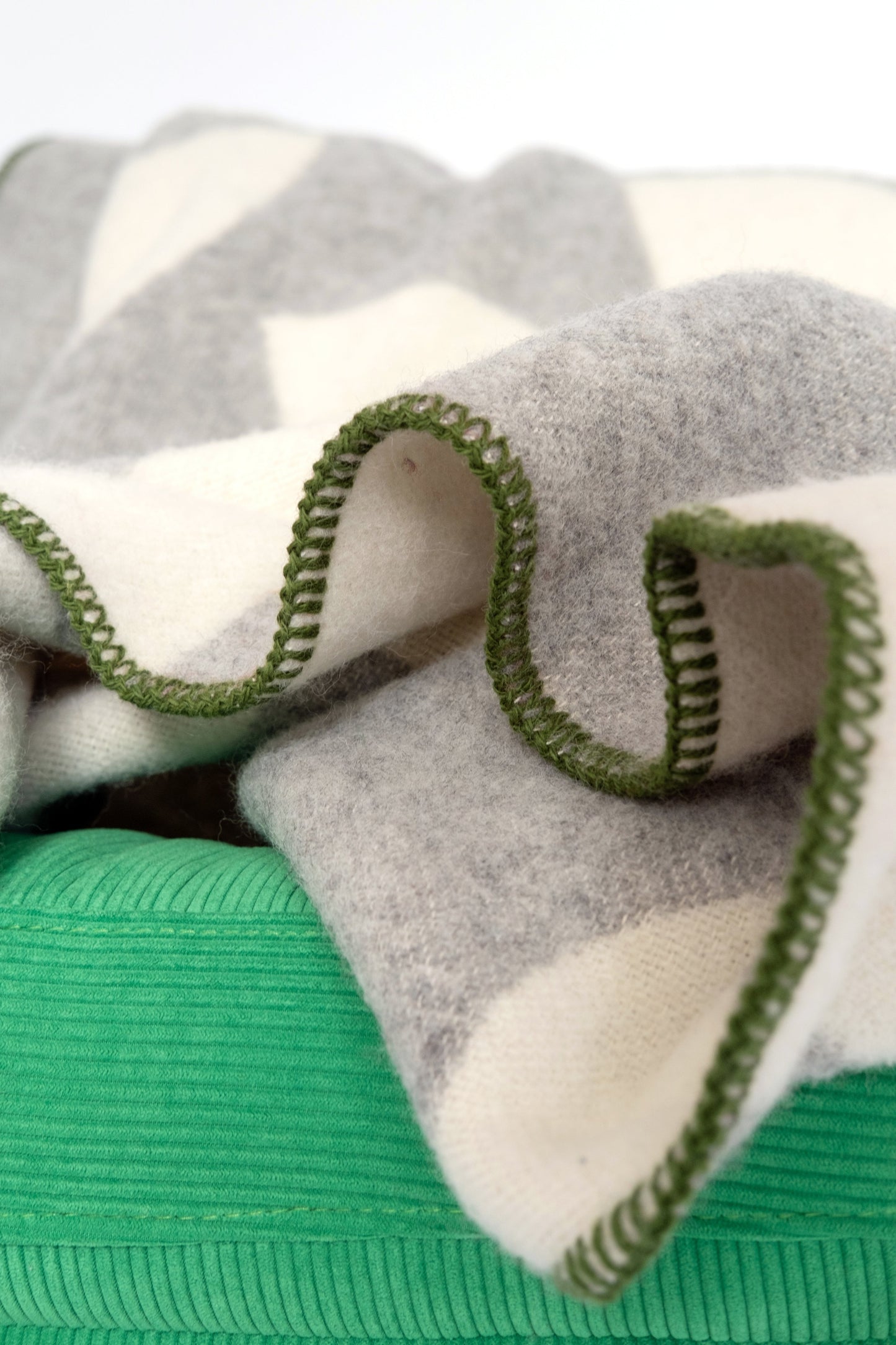 Deko Wool Blanket: Grey