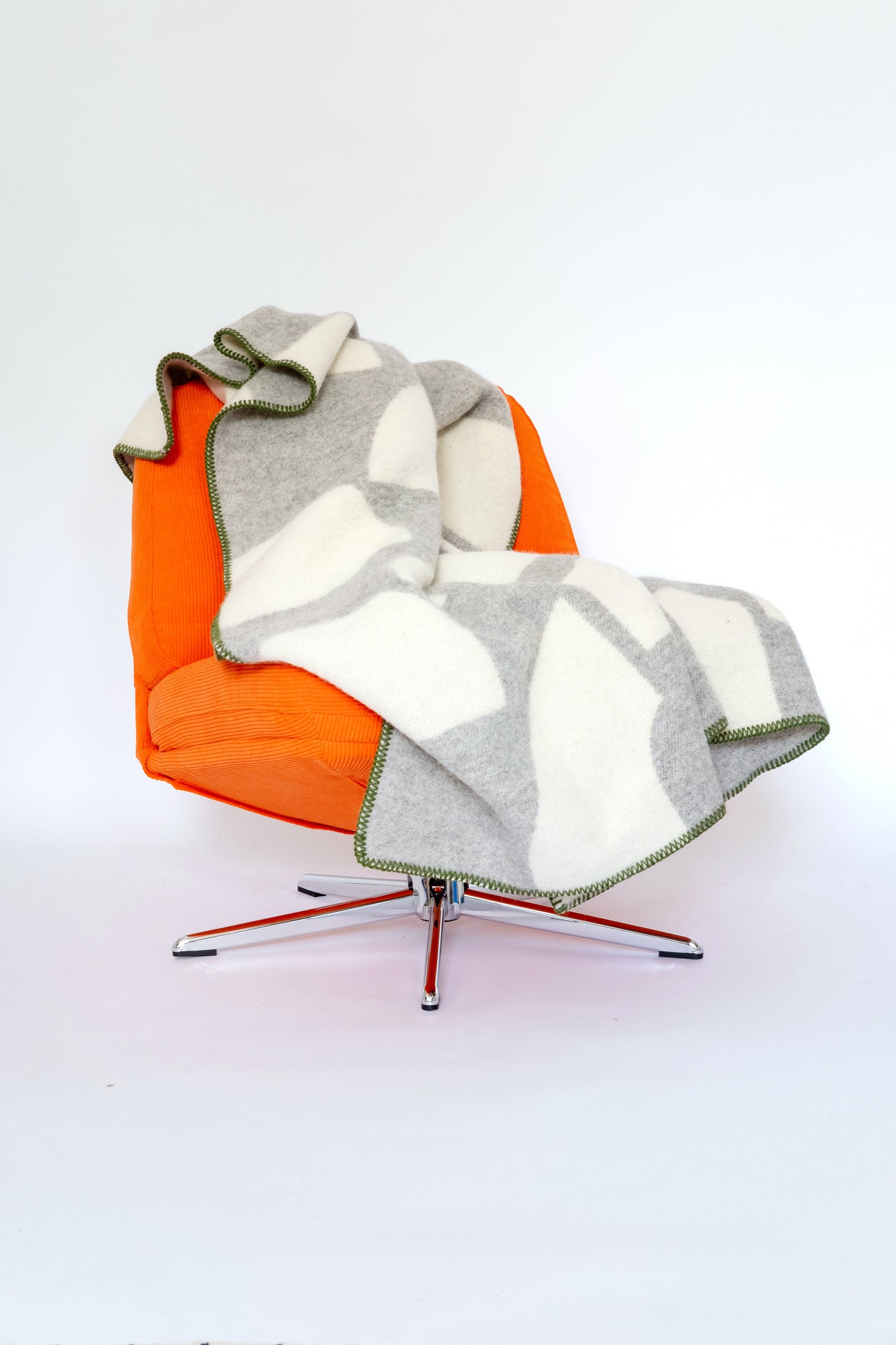 Deko Wool Blanket: Grey