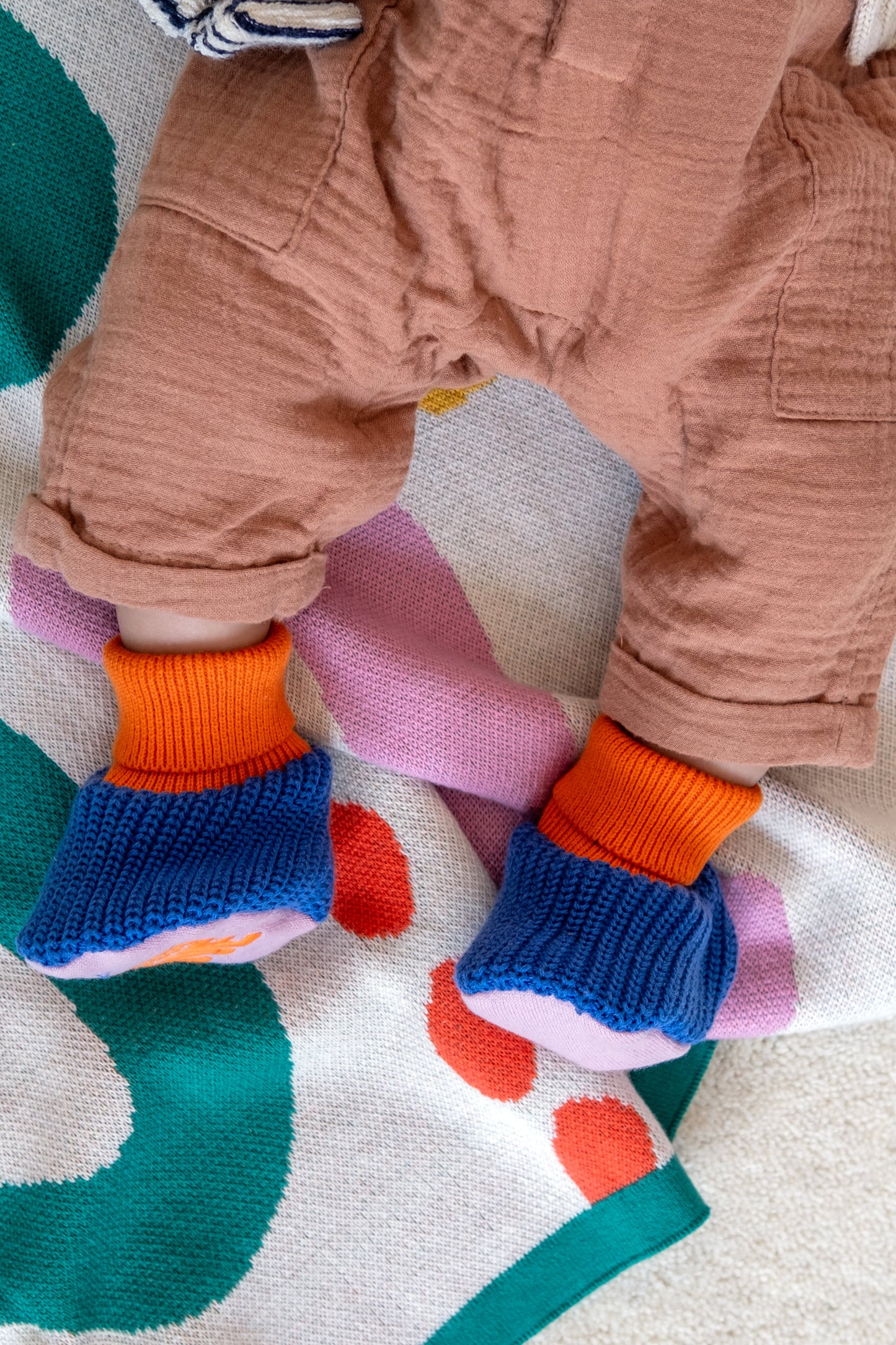 Choose Love Slipper Socks: Blue