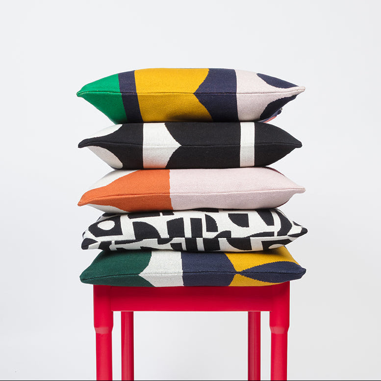 Bruten Cushion: Orange