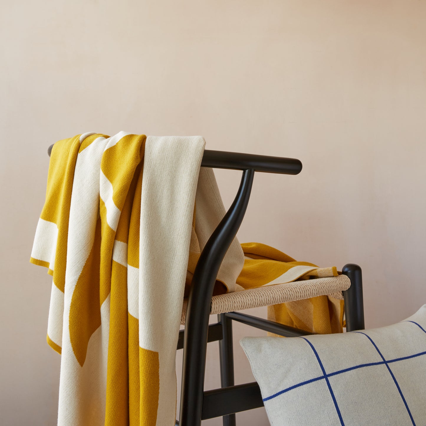 Bruten Throw: Citrus